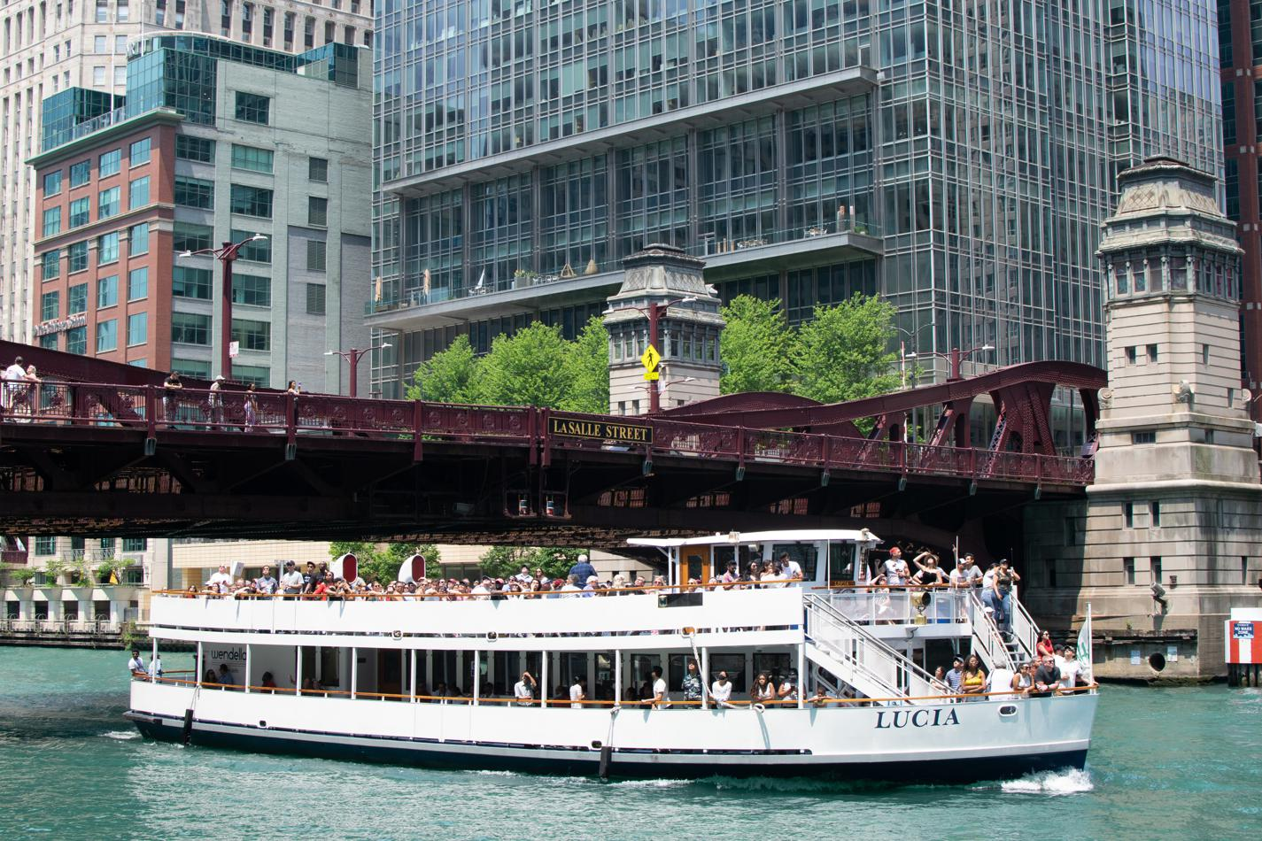 A view of boats in the Chicago riverwalk.
